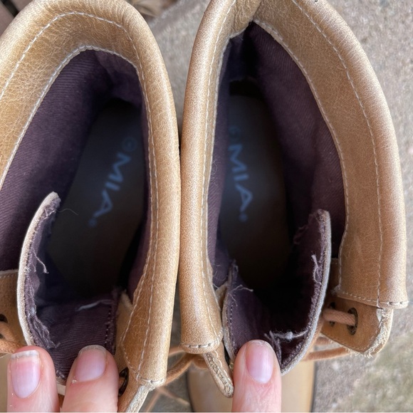 MIA Women’s Brown Tan Leather Lace Up Moto Combat Boots Size 6 - Picture 5 of 14